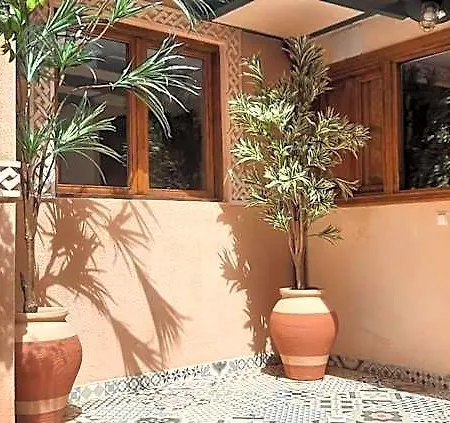 Riad La Casa Morisca 3*